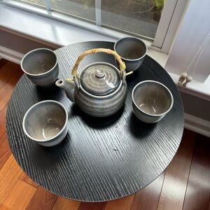 Elegant Gray Teapot Set with Cups